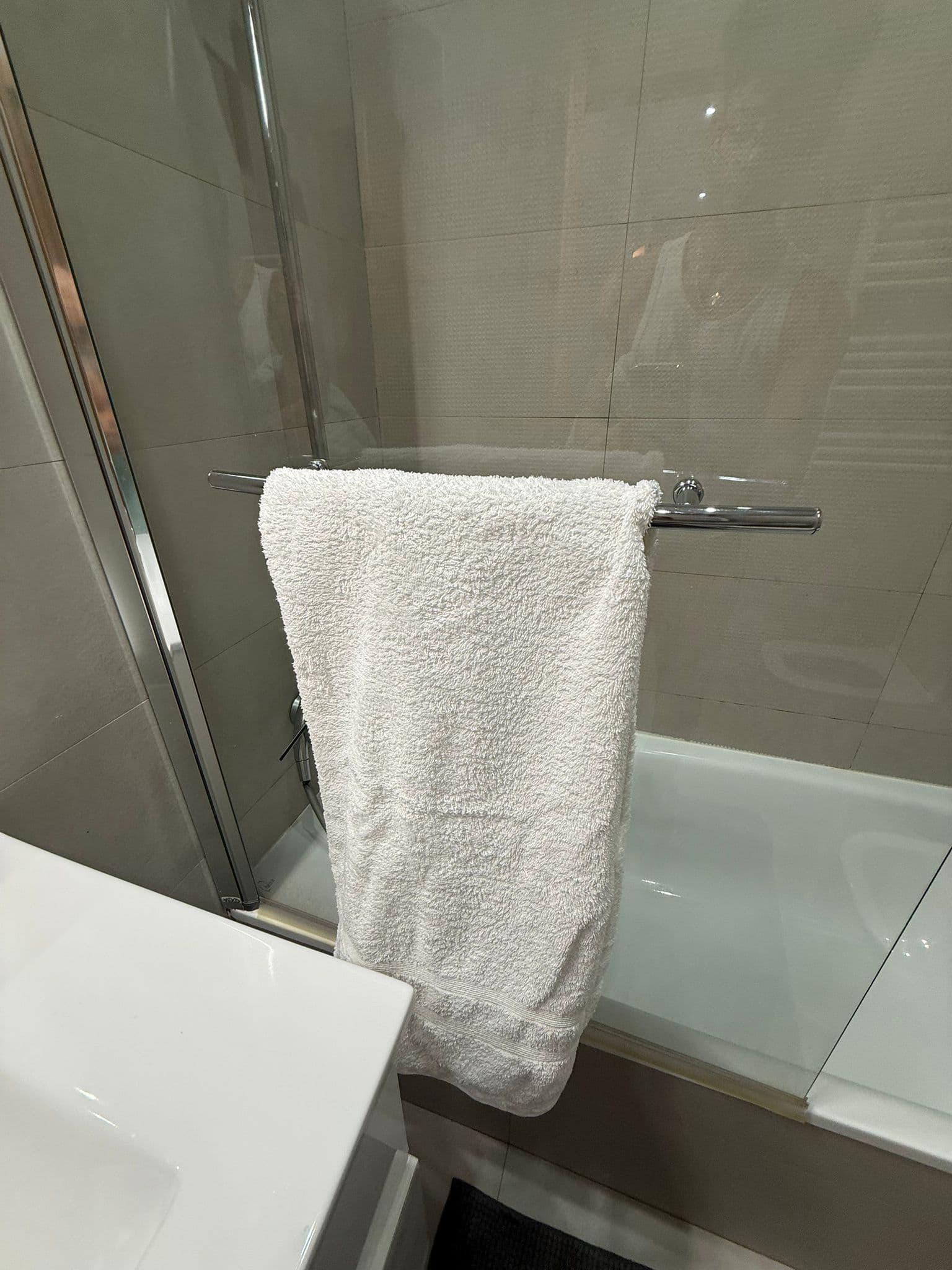 Luxury Room 3